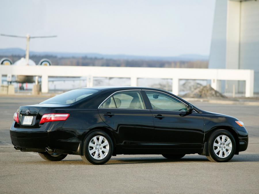  Toyota Camry XLE 2006 года  (NA) (фото 31 из 46)
